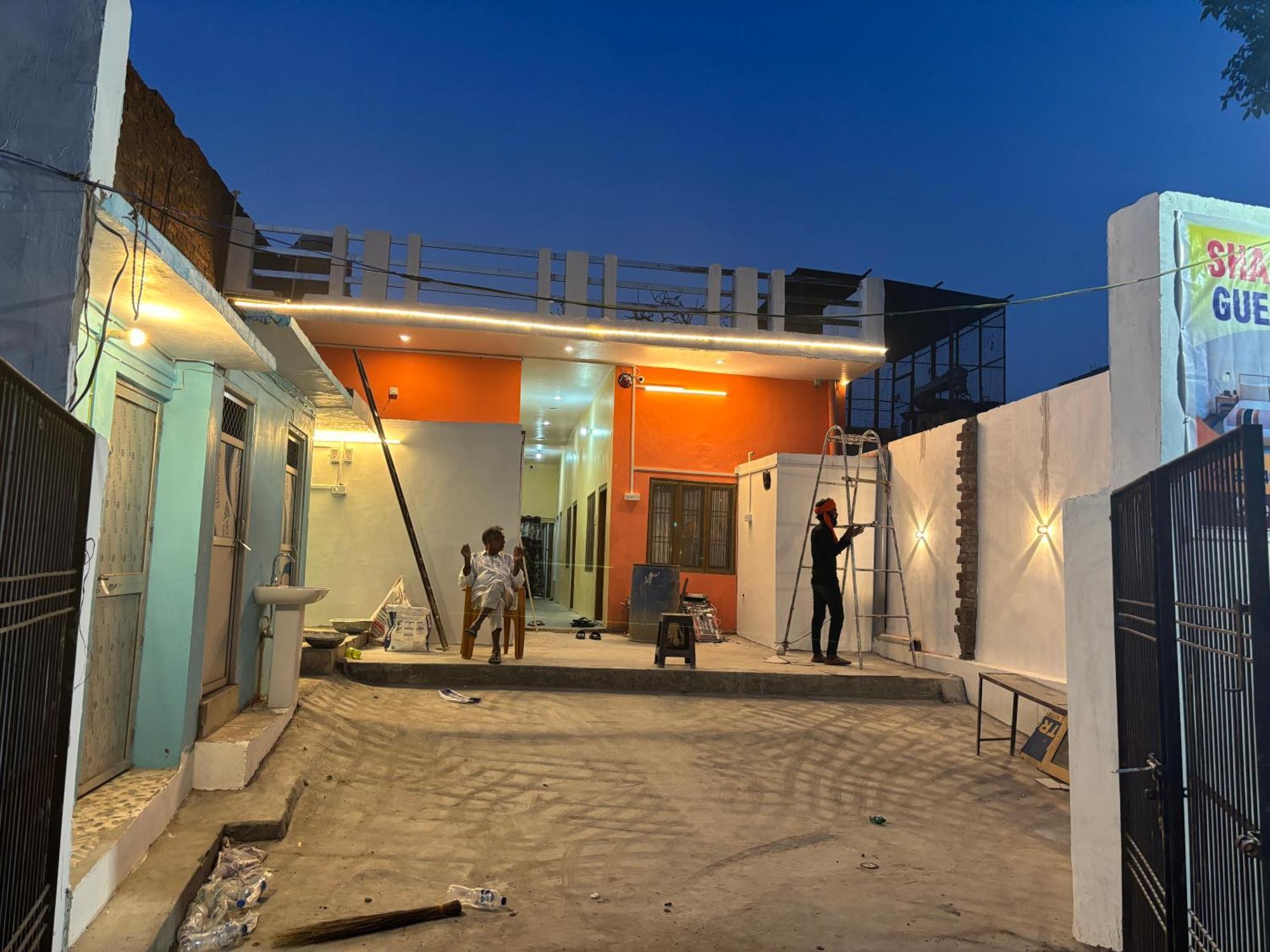 Shakuntala Guest House Ayodhya Kültér fotó